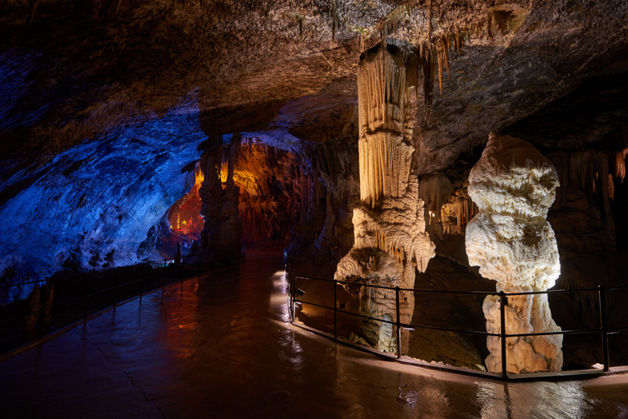 Slovenia-Postojna cave